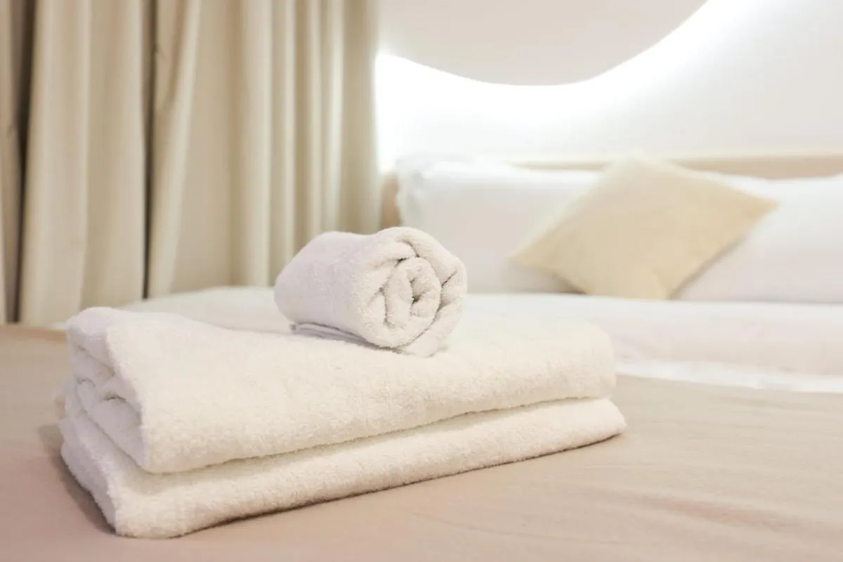 Cozy Dubai Eye & Sunset Views - Jbr Beachfront - Gym & Pool - Free Parking 0*,  Förenade Arabemiraten