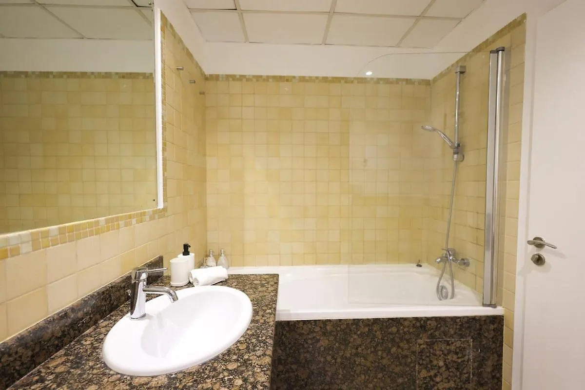 Apartment Cozy Dubai Eye & Sunset Views - Jbr Beachfront - Gym & Pool - Free Parking